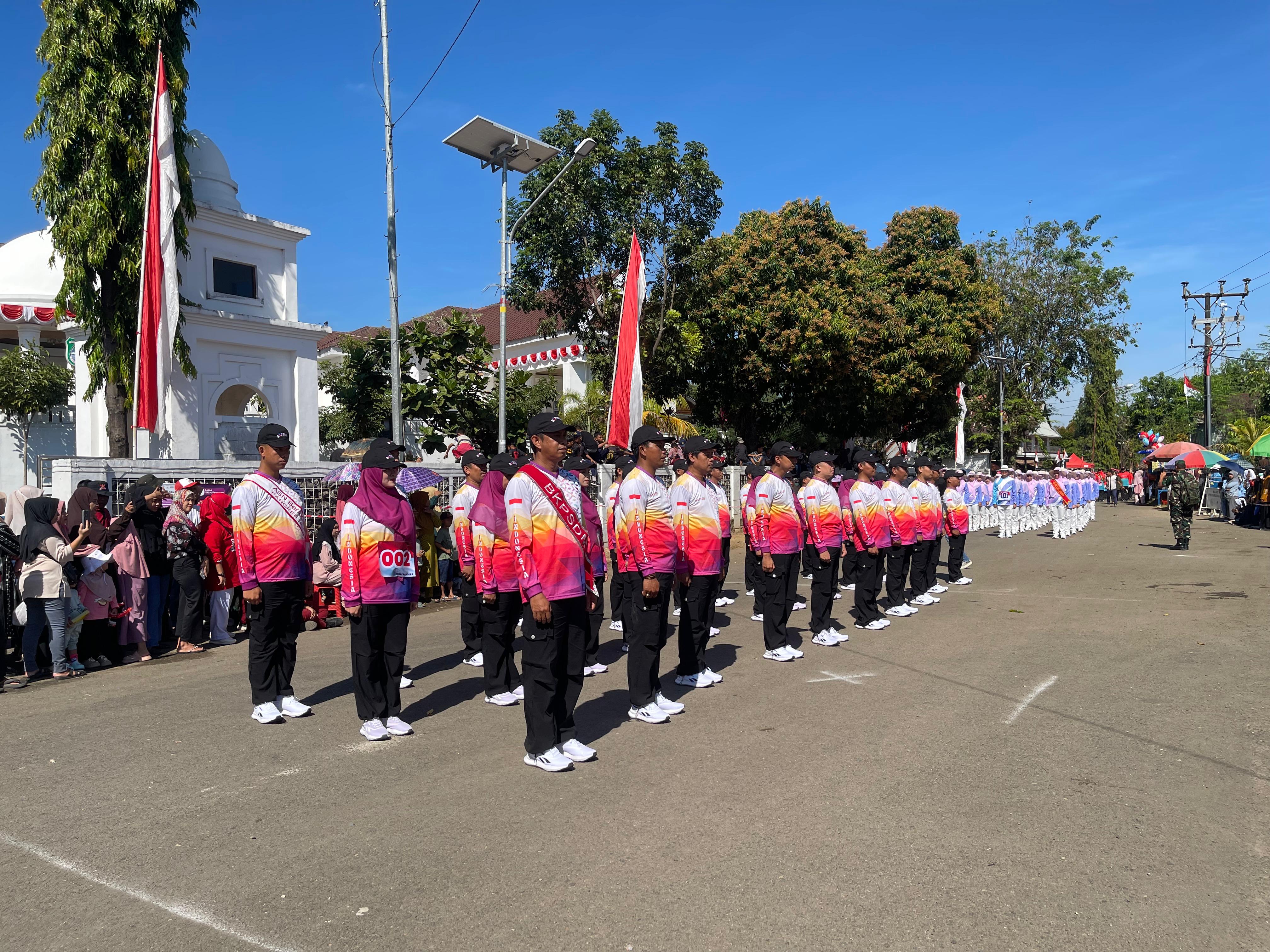 BKPSDM Pangkep Semarakkan HUT ke-80 RI dengan Lomba Gerak Jalan Tingkat OPD
